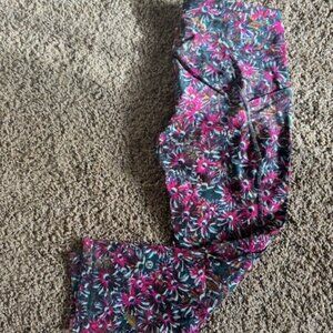 LULULEMON Floral Leggings: Crop Length, Excellent Condition